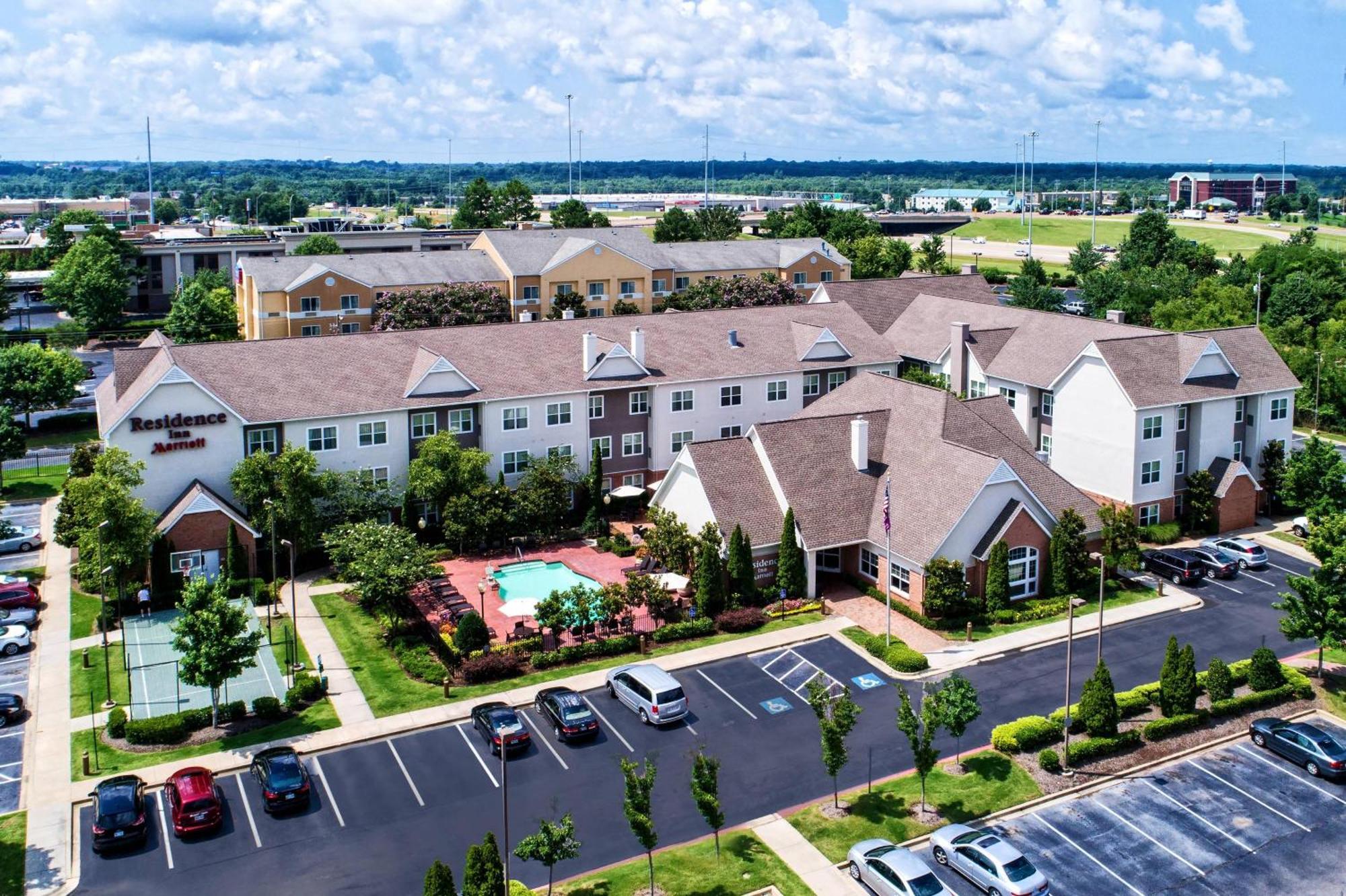 By Marriott Memphis