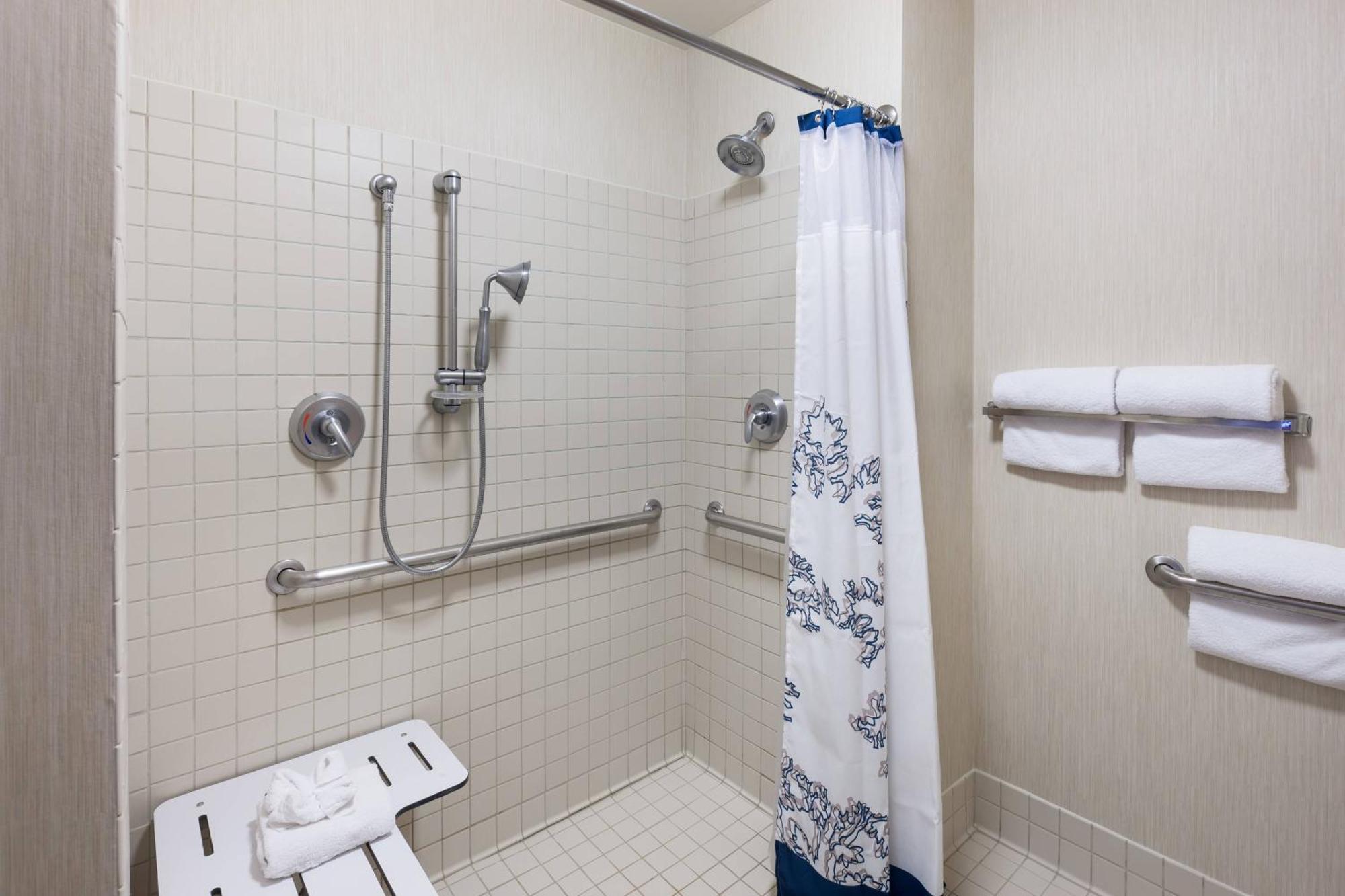 By Marriott Memphis 3*